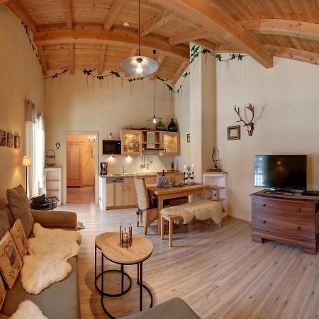 Feriendomizil Stoeberl - Chiemgau Karte Apartment Инцел Екстериор снимка