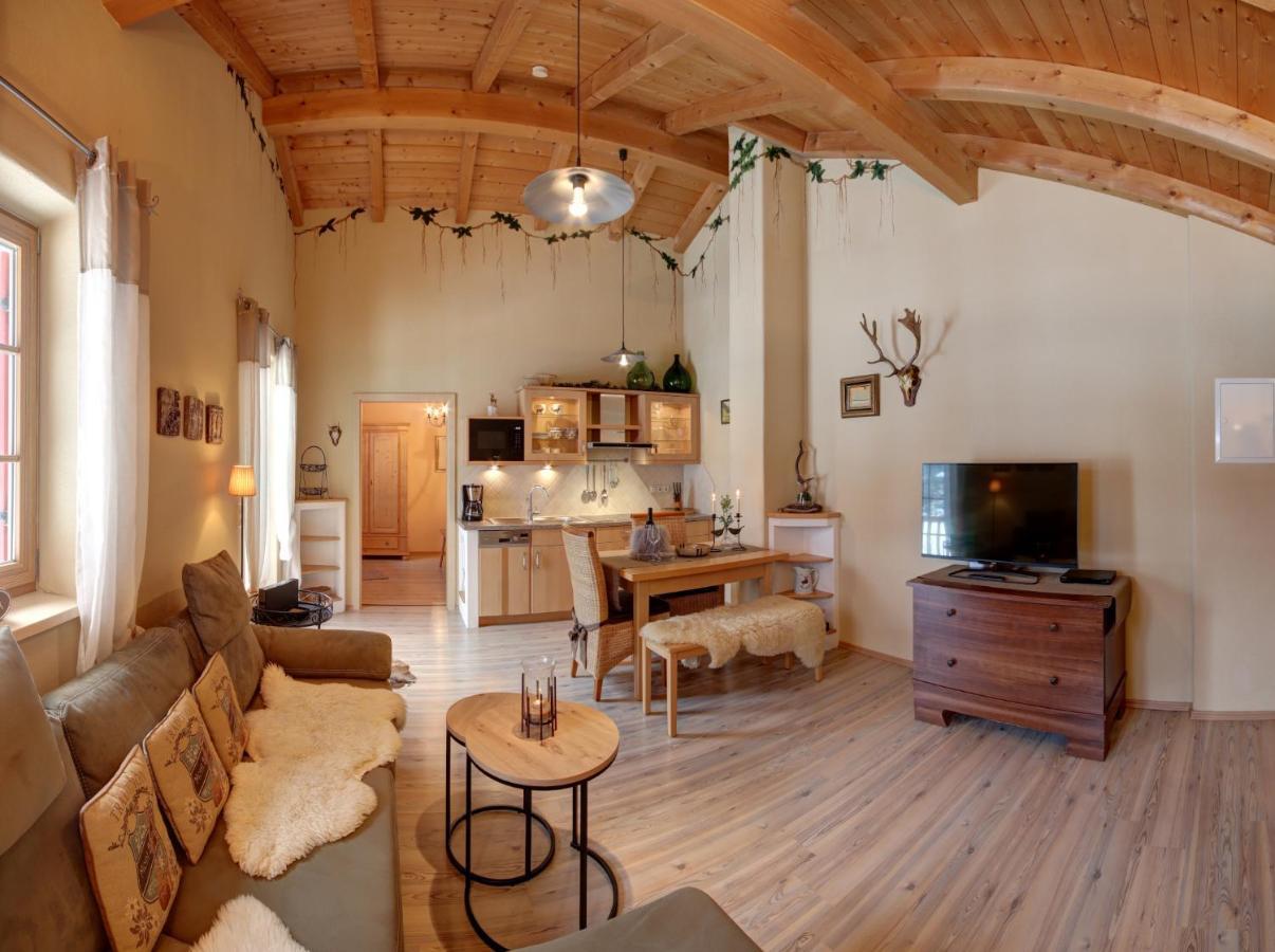 Feriendomizil Stoeberl - Chiemgau Karte Apartment Инцел Екстериор снимка